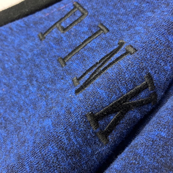 PINK V-Neck Sweater in Blue size Small - Picture 3 of 4